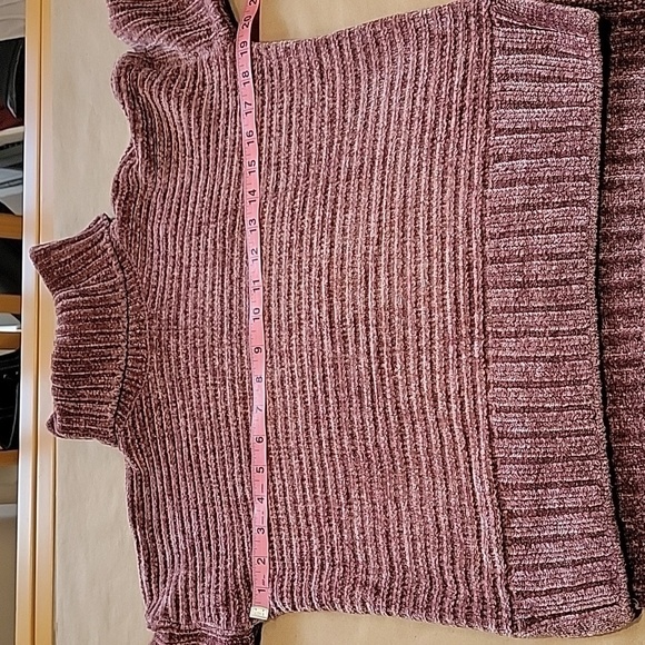 Pink Rose Size XS Mauve/ Dusty Rose Chenille Turtleneck Sweater, Exc. Used Cond. - Picture 8 of 13
